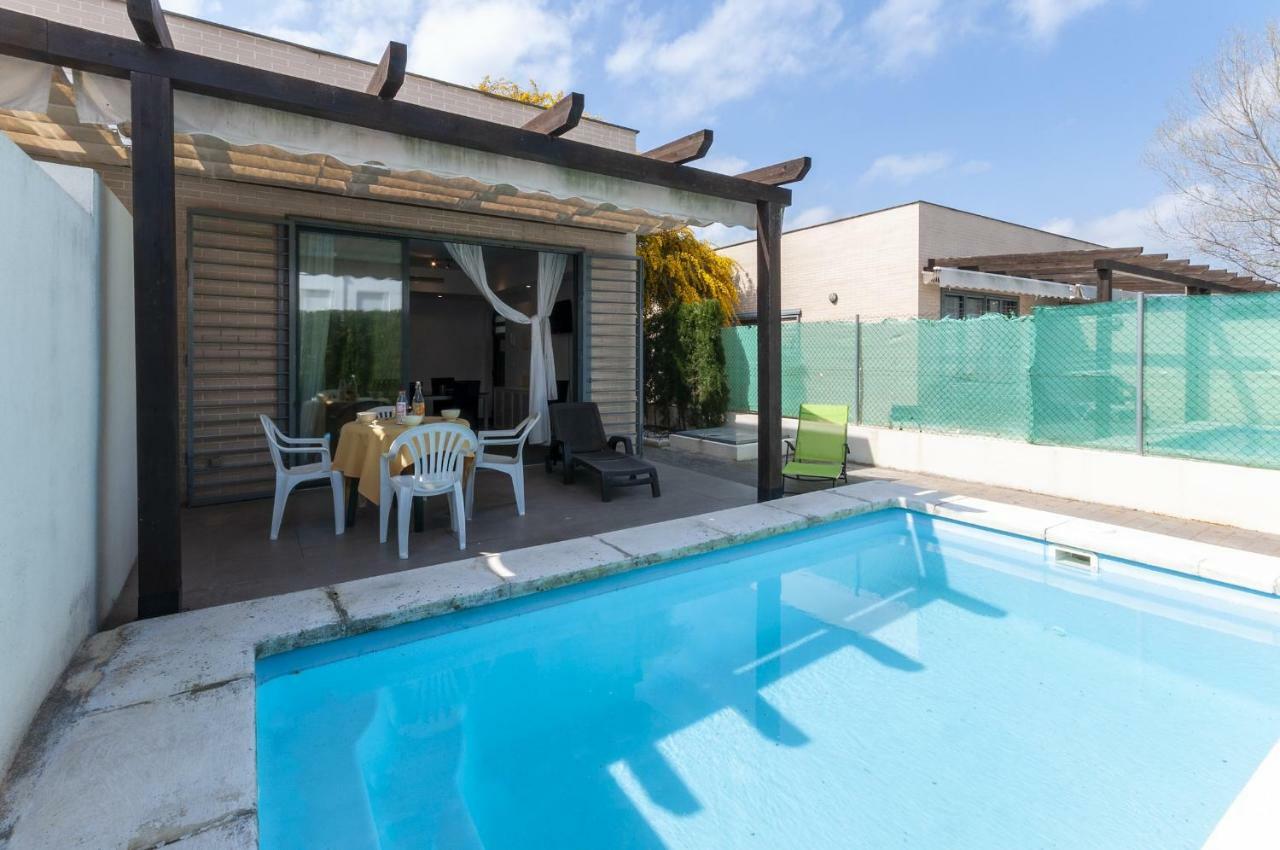 Premium 17 Villa Les Deveses Luaran gambar
